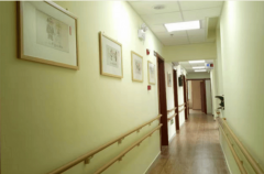 <b>专属福利更是诚意满满：每年两次免费常规健康</b>